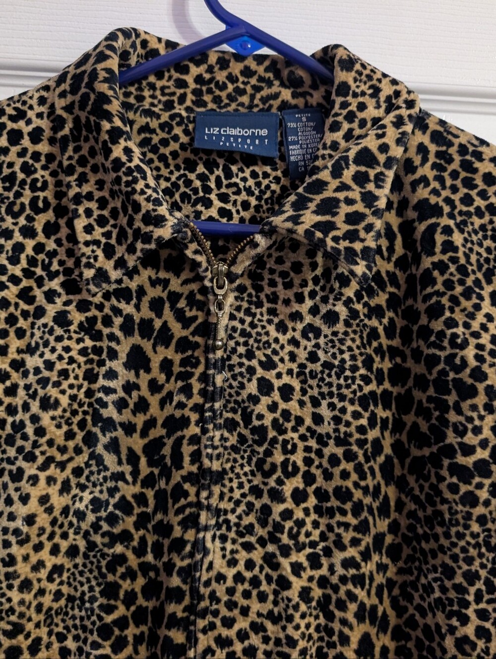 Liz Claiborne Women’s Petite Small Leopard Print Zip Front Long Sleeve